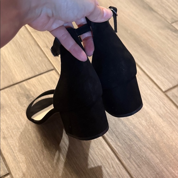 New Sugar Noelle Black Ankle Strap Block Heels Sz 10 M - Picture 7 of 9